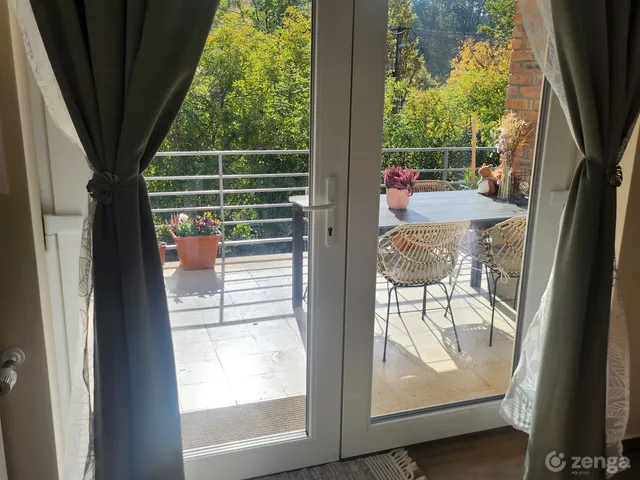 Kiadó ház Komló, Sikonda 36 nm