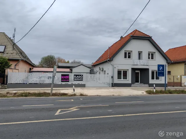 Eladó kereskedelmi és ipari ingatlan Kecskemét, Hunyadiváros 84 nm