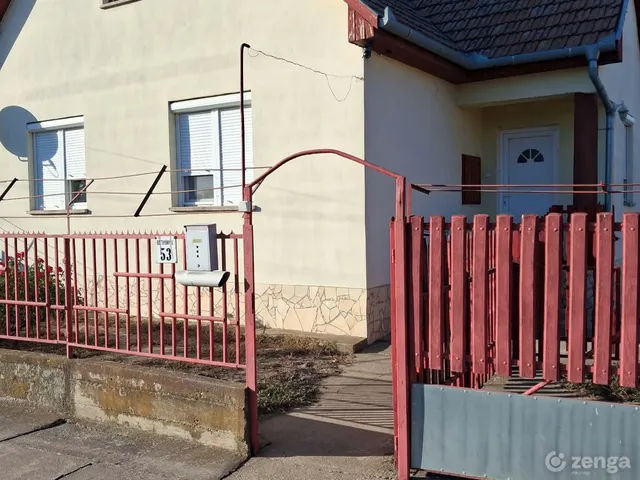 Eladó ház Berettyóújfalu 80 nm