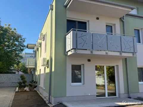 Kiadó lakás Székesfehérvár, Vezérutcák 30 nm