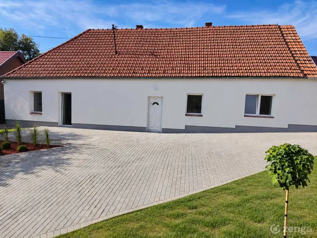 Eladó ház Szentgál 125 nm