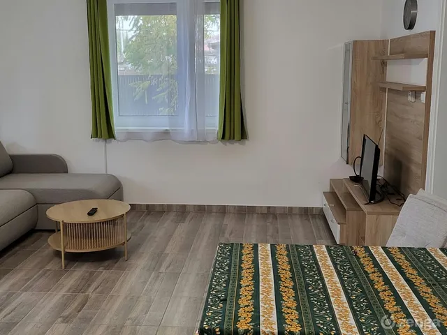 Kiadó lakás Budapest XX. kerület, Kossuthfalva 48 nm