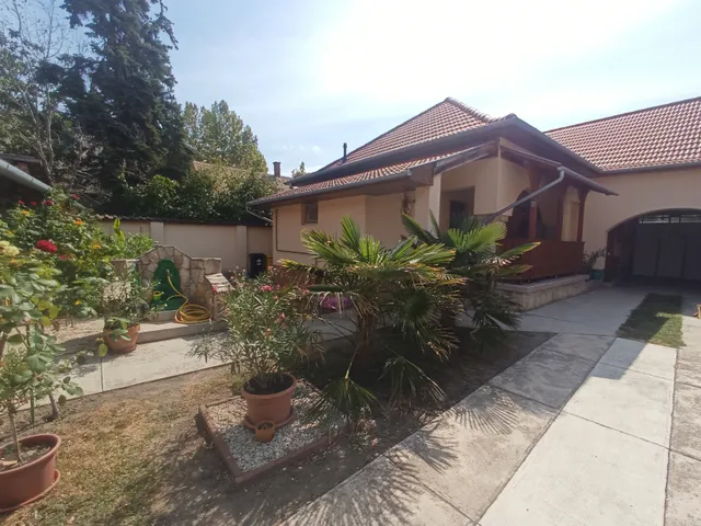 Eladó ház Orosháza 120 nm