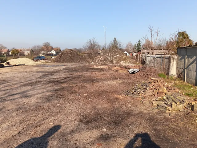 Eladó kereskedelmi és ipari ingatlan Orosháza, Szentetornya 120 nm