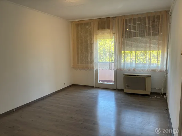 Eladó lakás Karcag, Kórház utca 12 54 nm