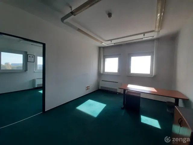 Kiadó kereskedelmi és ipari ingatlan Budapest XI. kerület, Gazdagrét 32 nm