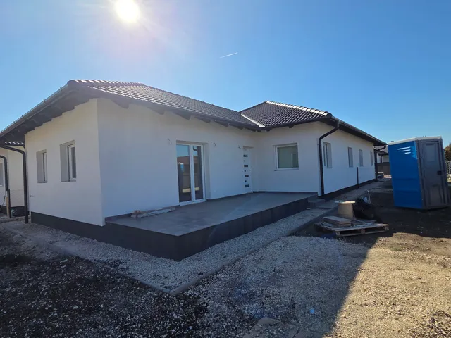 Eladó ház Tárnok 93 nm