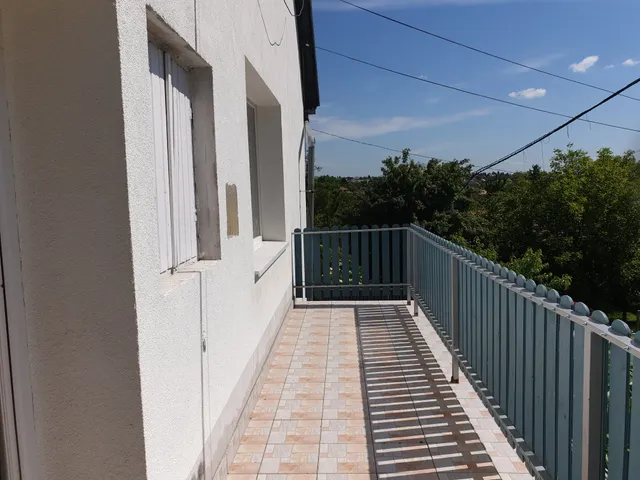 Eladó ház Érd 340 nm