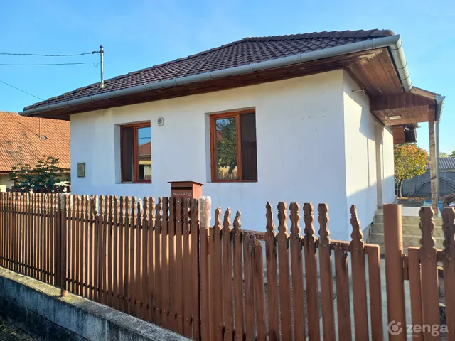 Eladó ház Miskolc, Szirma 62 nm