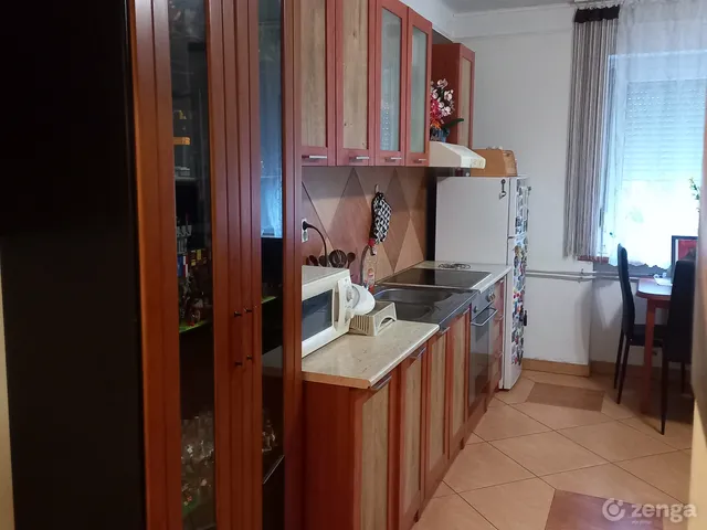 Eladó lakás Oroszlány, Óváros, Petőfi Sándor utca 16 50 nm