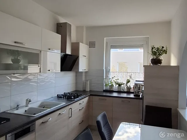 Eladó lakás Győr, Marcalváros II. 75 nm