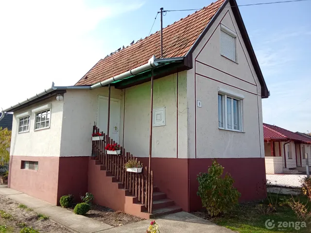 Eladó ház Hajdúsámson, Sámsonkert, Nyicki utca 1. 50 nm
