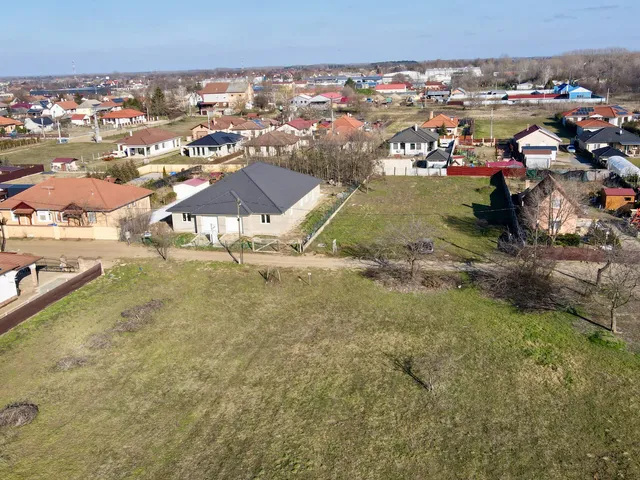 Eladó telek Debrecen, Kerekestelep 706 nm