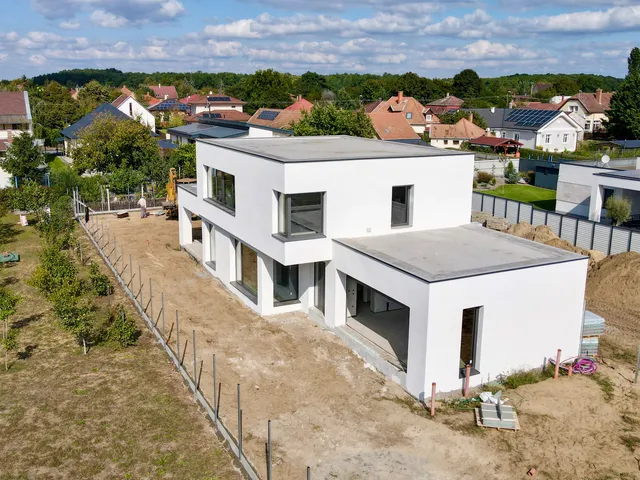 Eladó ház Debrecen, Józsa 230 nm