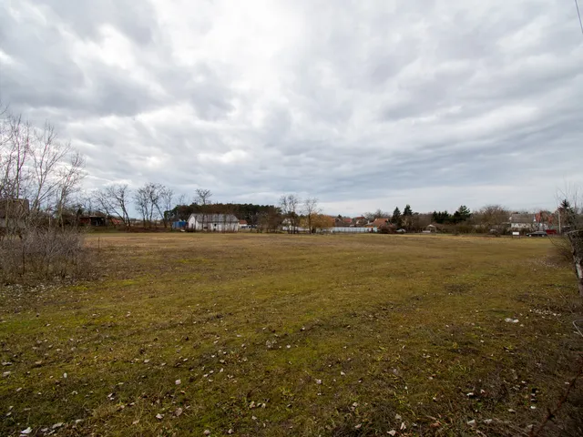 Eladó mezőgazdasági ingatlan Debrecen, Biczó István-kert 2761 nm