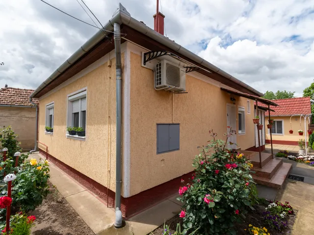Eladó ház Berettyóújfalu 70 nm