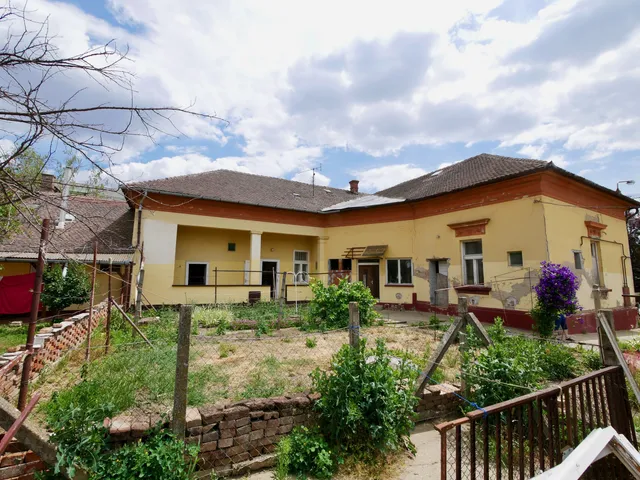 Eladó ház Karcag 90 nm