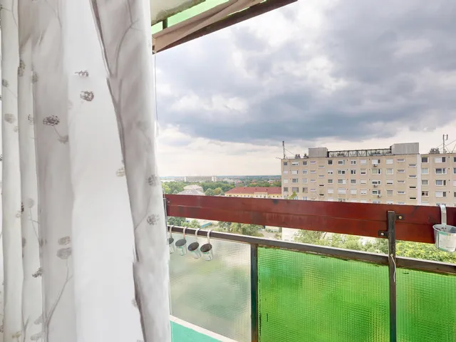 Eladó lakás Debrecen, Vénkert 53 nm