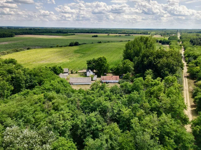 Eladó mezőgazdasági ingatlan Debrecen, Dombos 386 nm