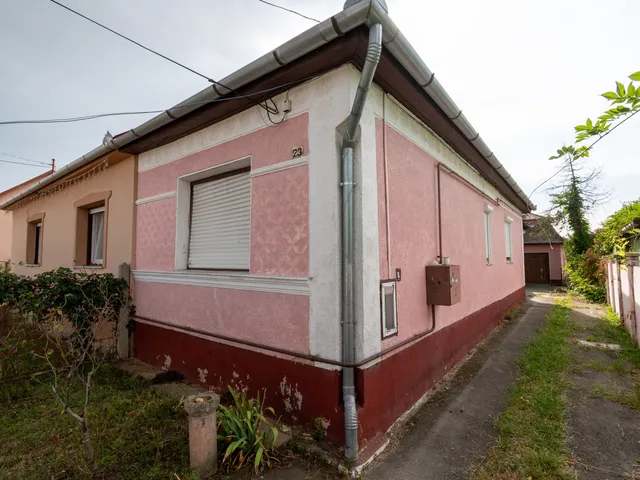 Eladó ház Debrecen, Kerekestelep 63 nm