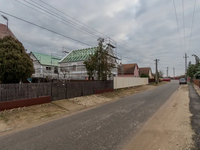 Eladó ház Hajdúsámson 118 nm