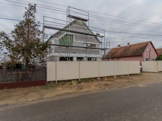 Eladó ház Hajdúsámson 118 nm