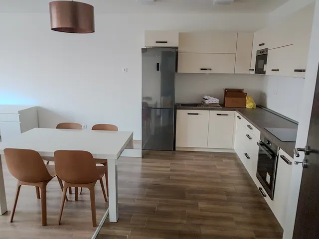 Kiadó lakás Debrecen, Egyetemváros 58 nm