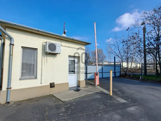 Kiadó kereskedelmi és ipari ingatlan Hódmezővásárhely, Újváros 1900 nm