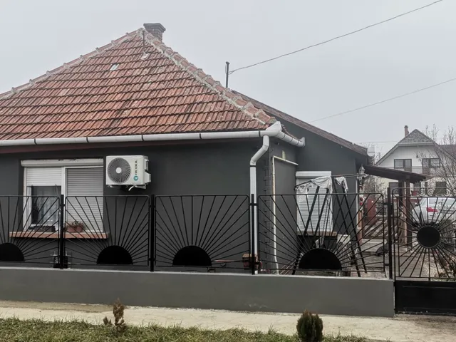 Eladó ház Jászárokszállás 90 nm