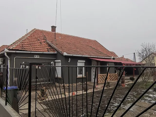 Eladó ház Jászárokszállás 90 nm