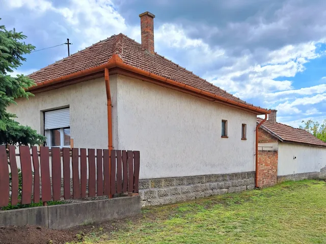 Eladó ház Jászboldogháza 64 nm