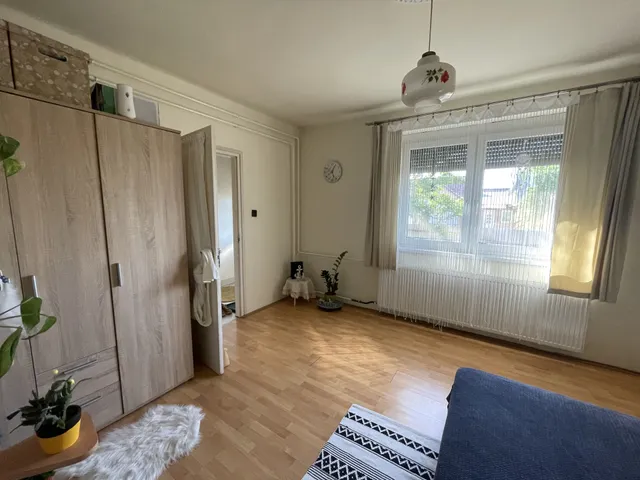 Eladó ház Szolnok, Déli városrész 68 nm