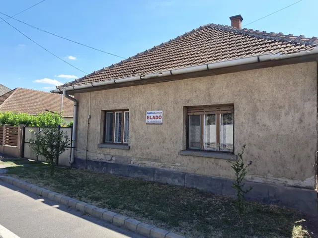 Eladó ház Pusztamonostor 86 nm