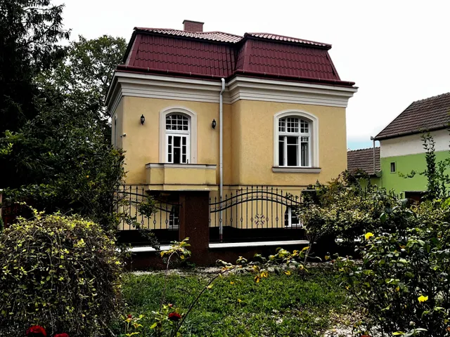 Eladó ház Jászberény 153 nm