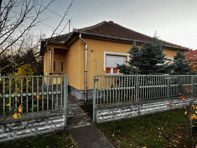 Eladó ház Jászberény 78 nm