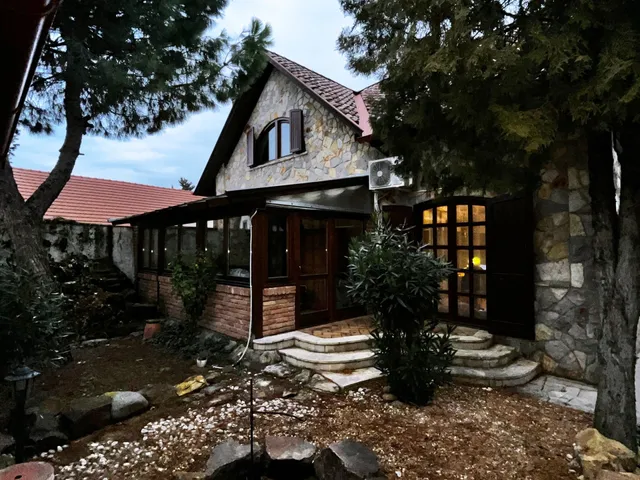 Eladó ház Jászberény 166 nm