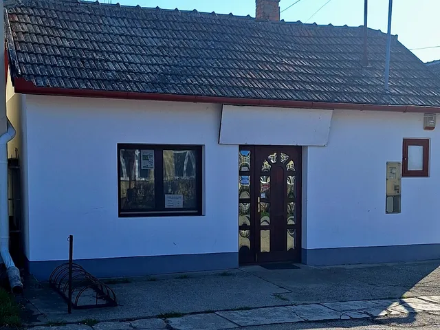 Eladó kereskedelmi és ipari ingatlan Jászboldogháza 25 nm