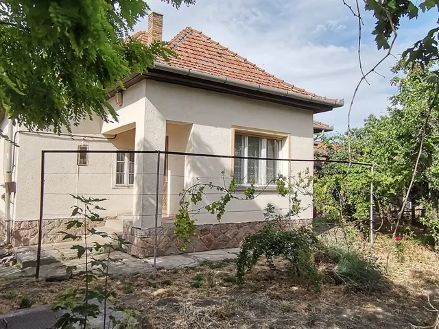 Eladó ház Jászapáti, Bem Apó utca 110 nm
