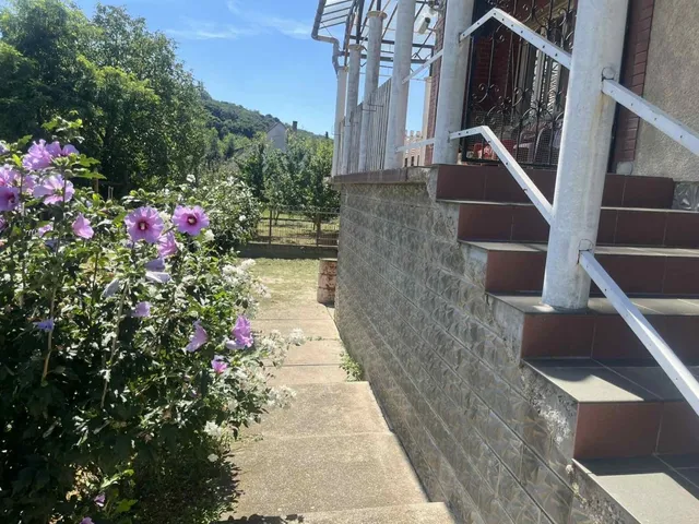 Eladó ház Szentistvánbaksa 200 nm