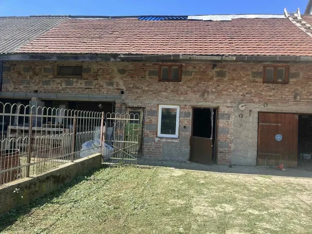 Eladó ház Szentistvánbaksa 200 nm