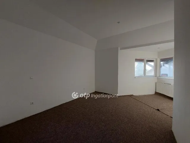 Eladó ház Mezőnyárád 625 nm