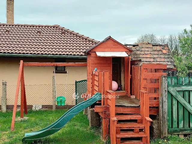 Eladó ház Tiszalök 90 nm