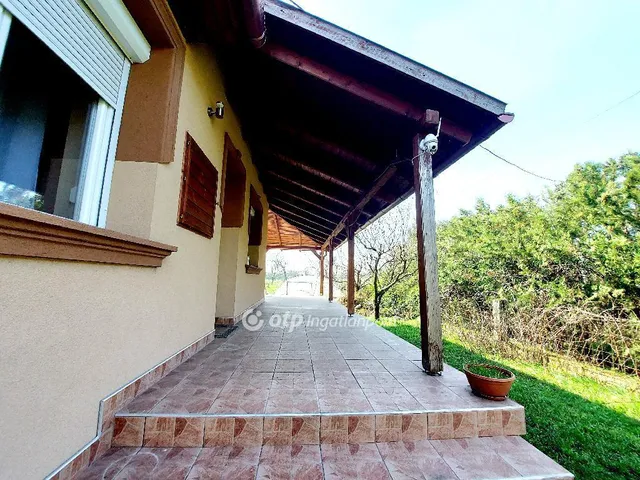 Eladó ház Mezőnyárád 120 nm