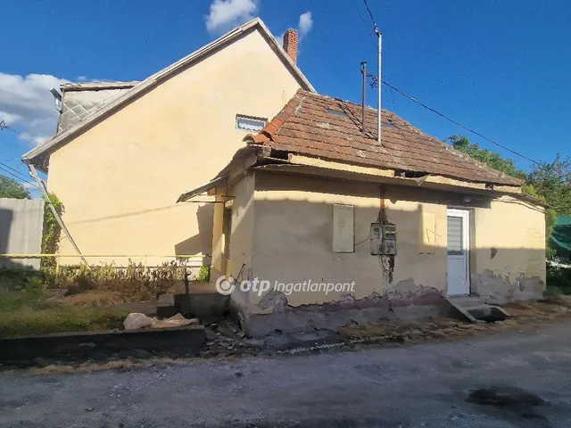 Eladó kereskedelmi és ipari ingatlan Miskolc, Görömböly 600 nm