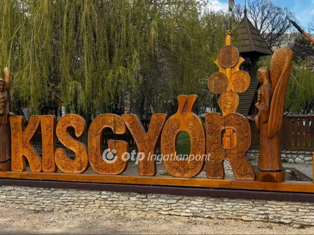 Eladó telek Kisgyőr 2225 nm