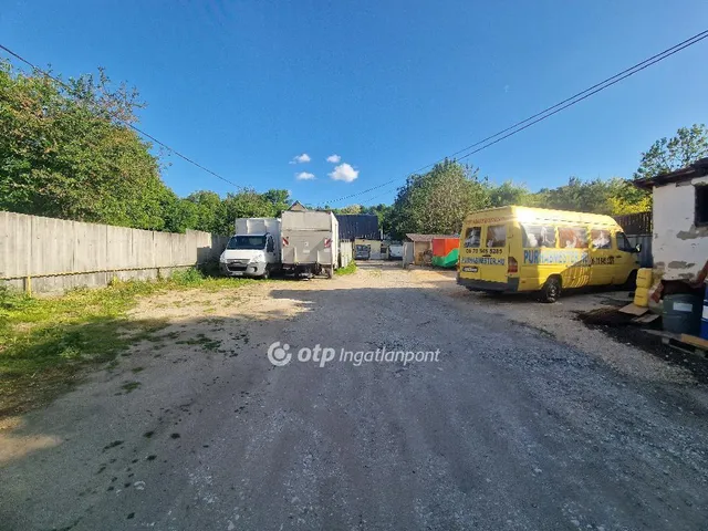 Eladó kereskedelmi és ipari ingatlan Miskolc 600 nm