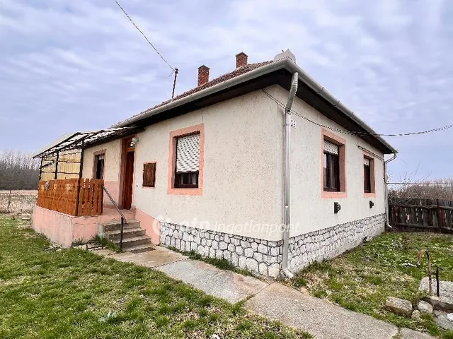 Eladó ház Egerlövő 80 nm