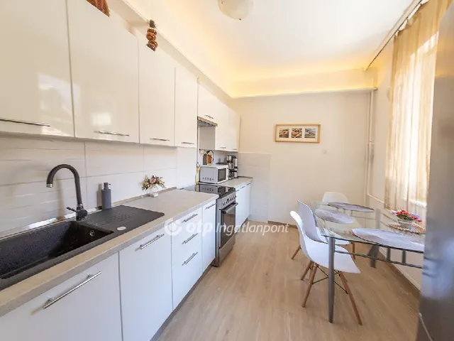 Eladó lakás Miskolc, Belváros 98 nm