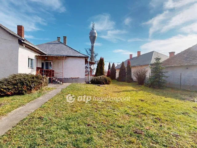 Eladó ház Ároktő 120 nm