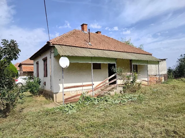 Eladó ház Viss 72 nm